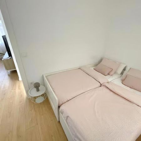 Acojedor Piso Cerca Del Metro Apartment Cornella de Llobregat Ngoại thất bức ảnh